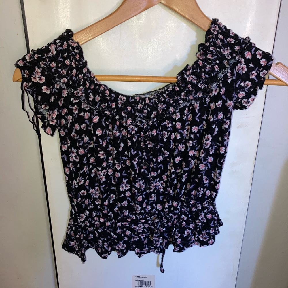 Cropped shirt